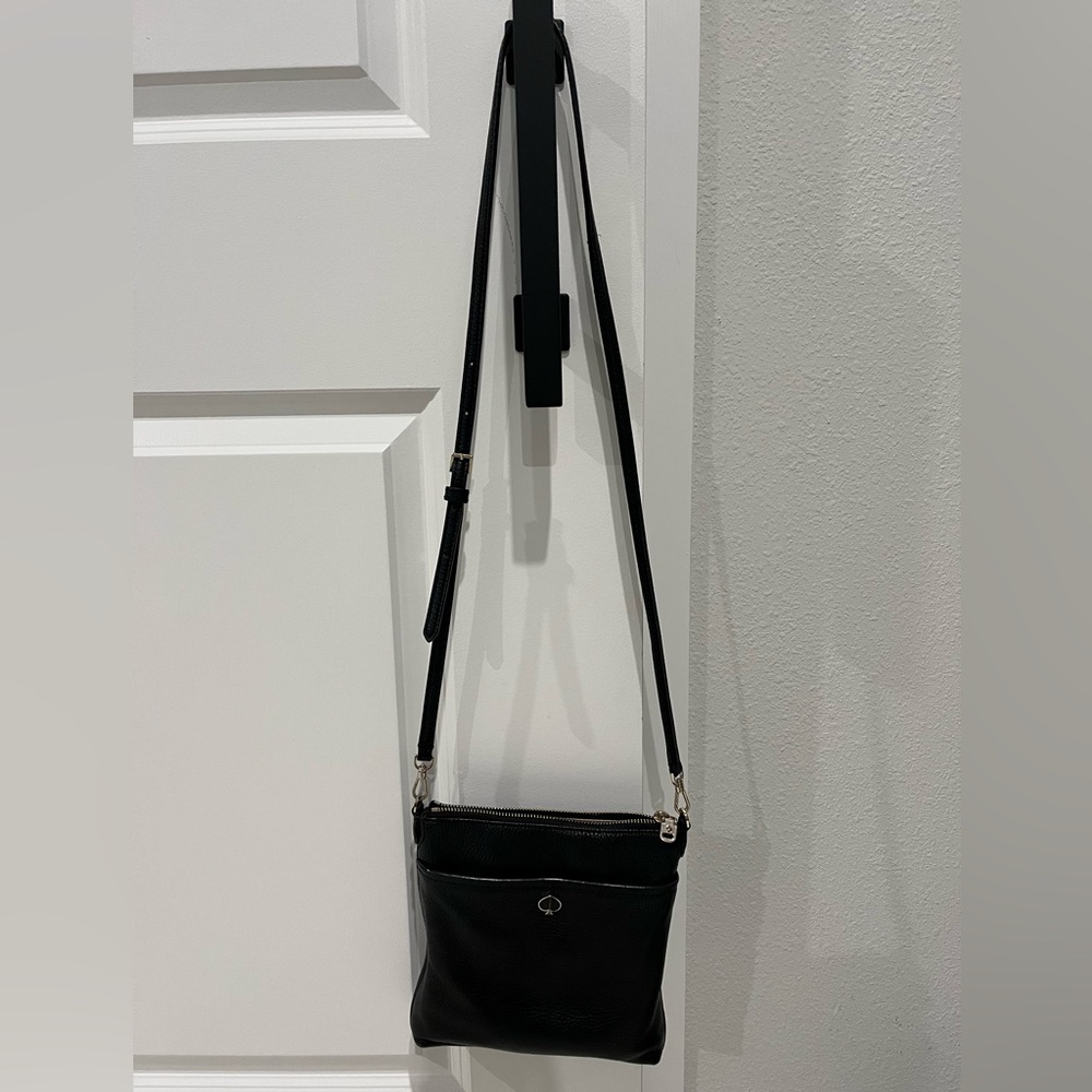 Kate Spade Polly Small Swing Pack Black Leather Crossbody Bag - Picture 3 of 7